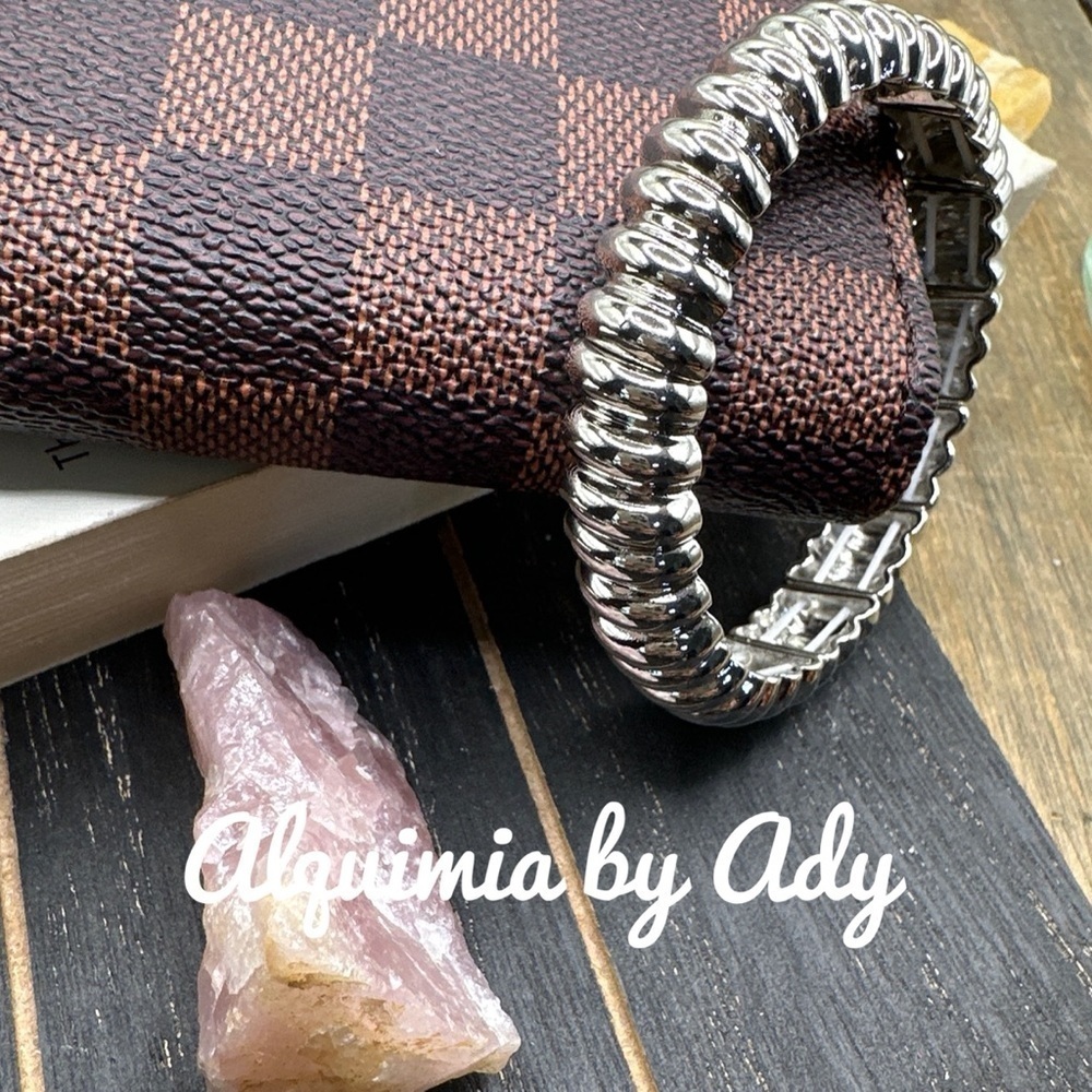 Chic Silver Bracelet